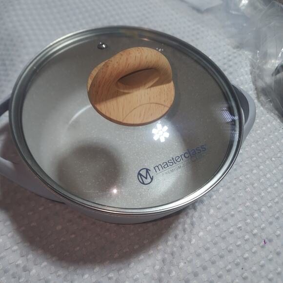MASTERCLASS EUC 10" PREMIUM CASSAROLE STOCKPOT WITH LUD - Picture 1 of 7